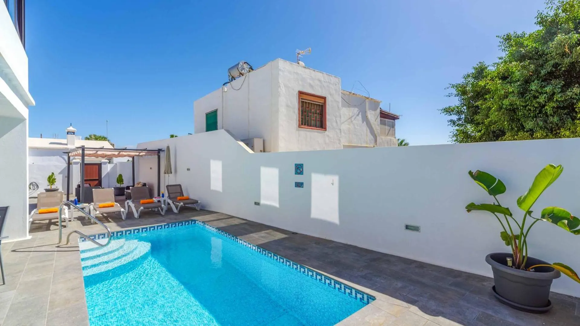 Villa Sol Puerto del Carmen  0*, Puerto del Carmen (Lanzarote)